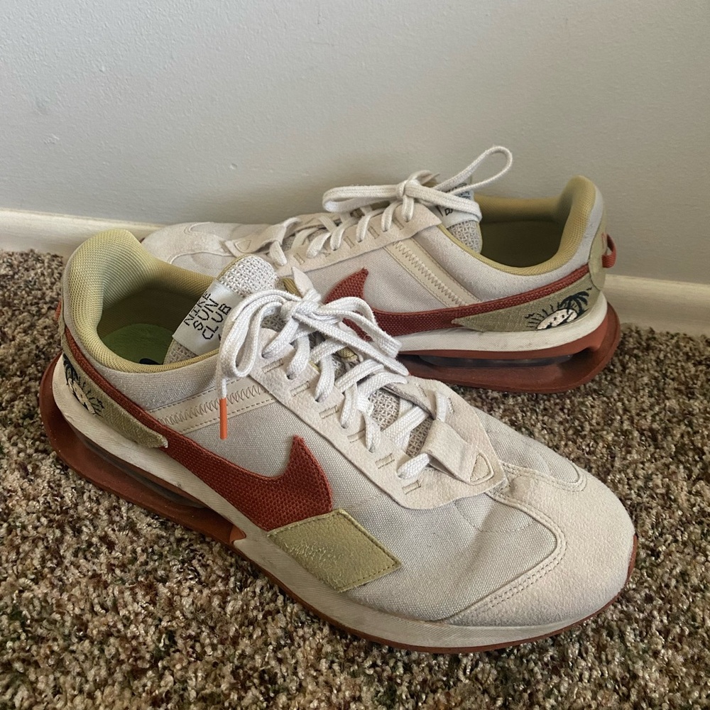 Nike Air Max Pre-Day SE Shoes Burnt Sunrise Brown DM0037-100 Men's Sz. 15 USED